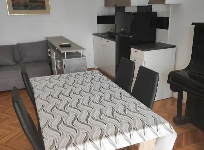 Ketryn Apartamento Crikvenica